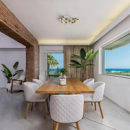 Villa Giakoumakis Luxury-private