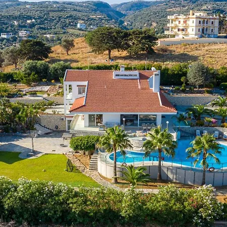 Villa Giakoumakis Luxury-private